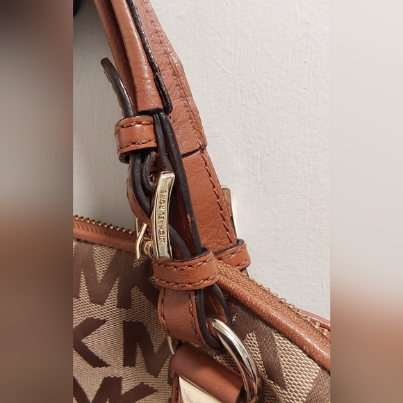 Michael Kors Calista satchel bag - Picture 11 of 16